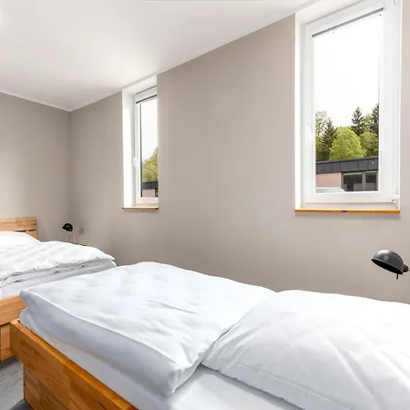 Kronenburger Couples Bungalow, Cleaning Included * Hallschlag